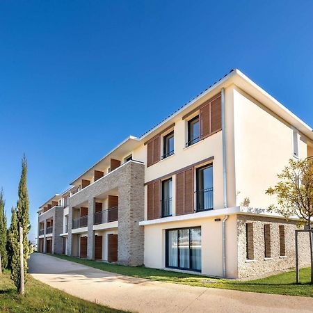 Ibis Styles Cabries Aix-En-Provence Tgv Hotel ภายนอก รูปภาพ