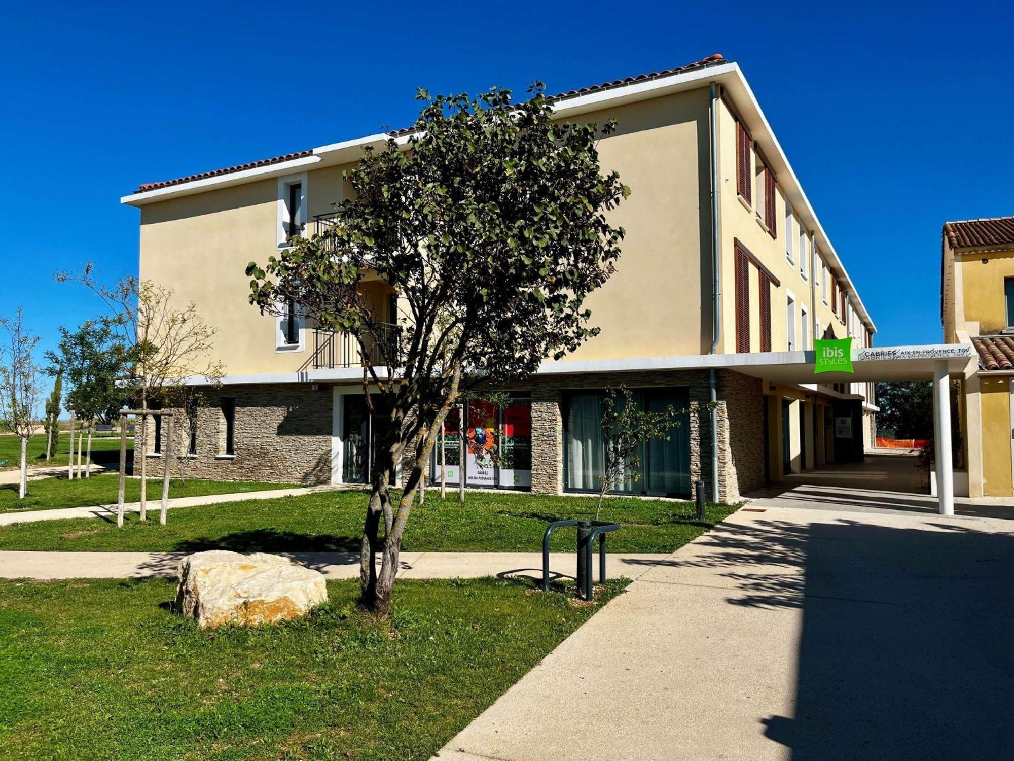 Ibis Styles Cabries Aix-En-Provence Tgv Hotel ภายนอก รูปภาพ